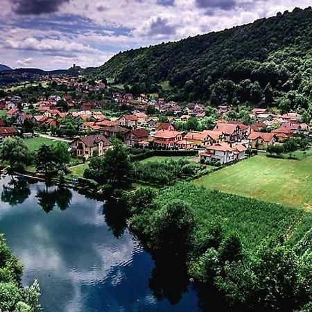 Hana Superior Apartments Bihac Luaran gambar
