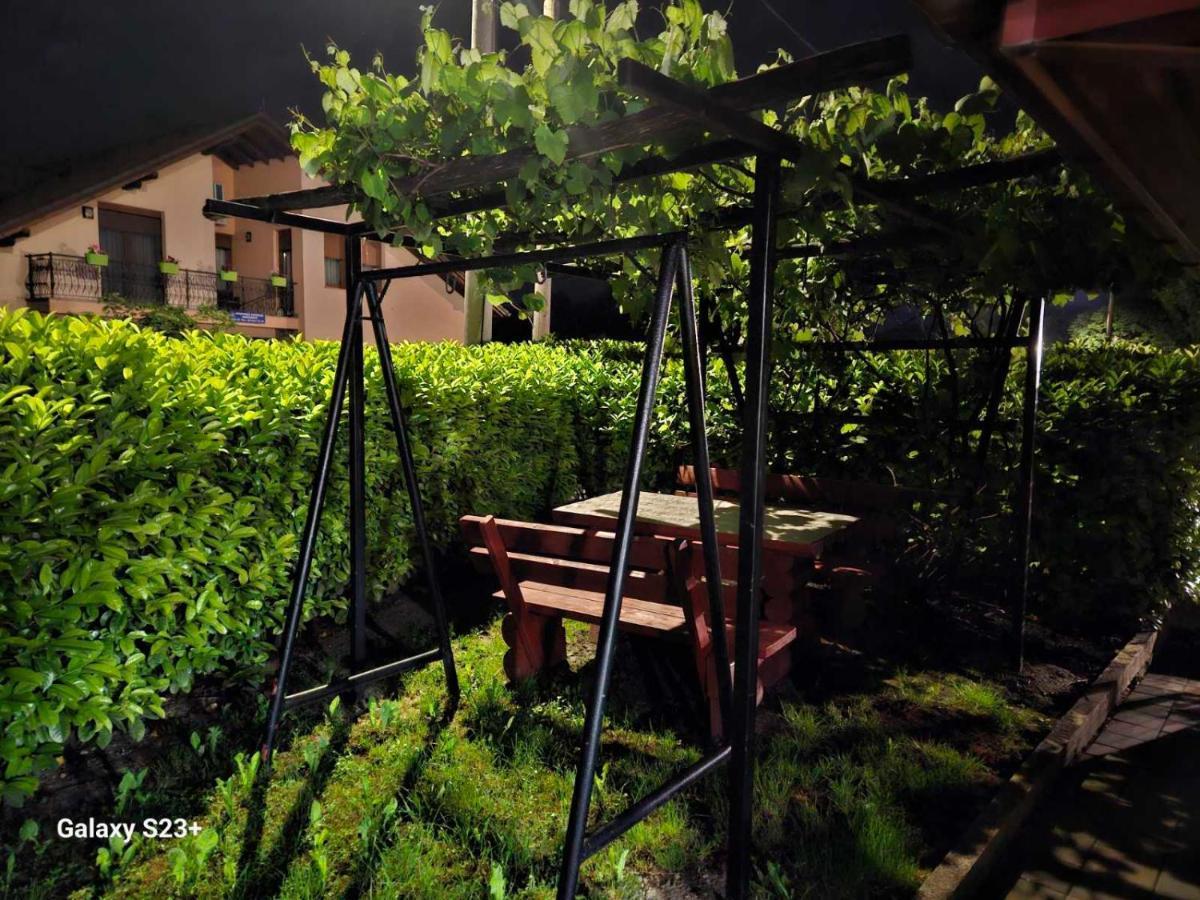 Hana Superior Apartments Bihac Luaran gambar