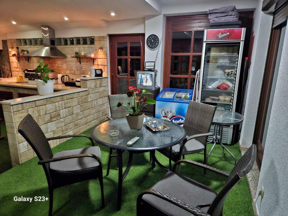 Hana Superior Apartments Bihac Luaran gambar