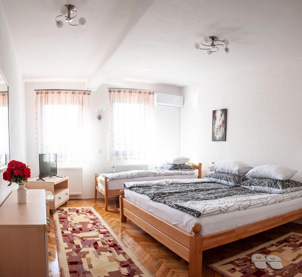Hana Superior Apartments Bihac Luaran gambar