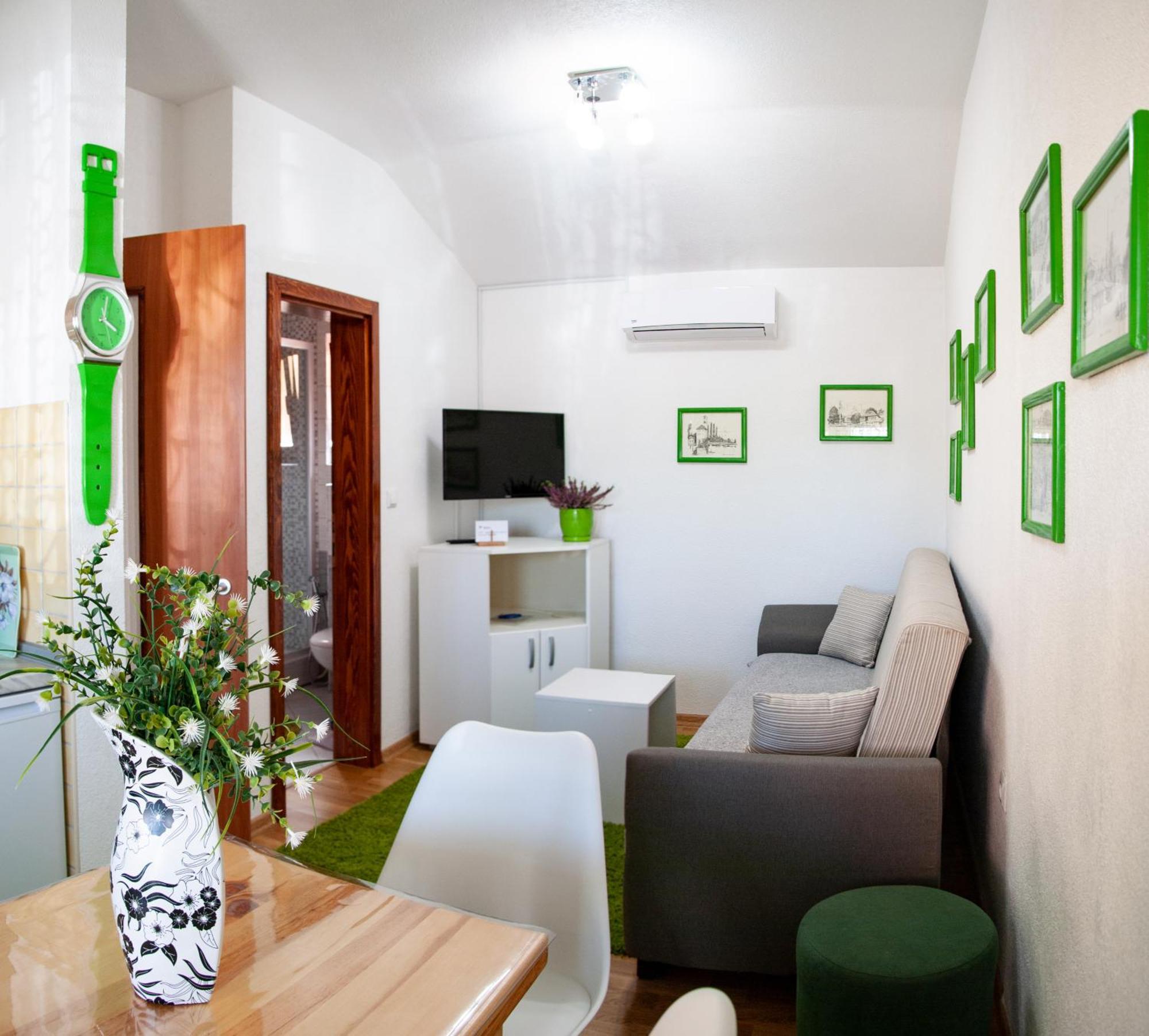 Hana Superior Apartments Bihac Luaran gambar