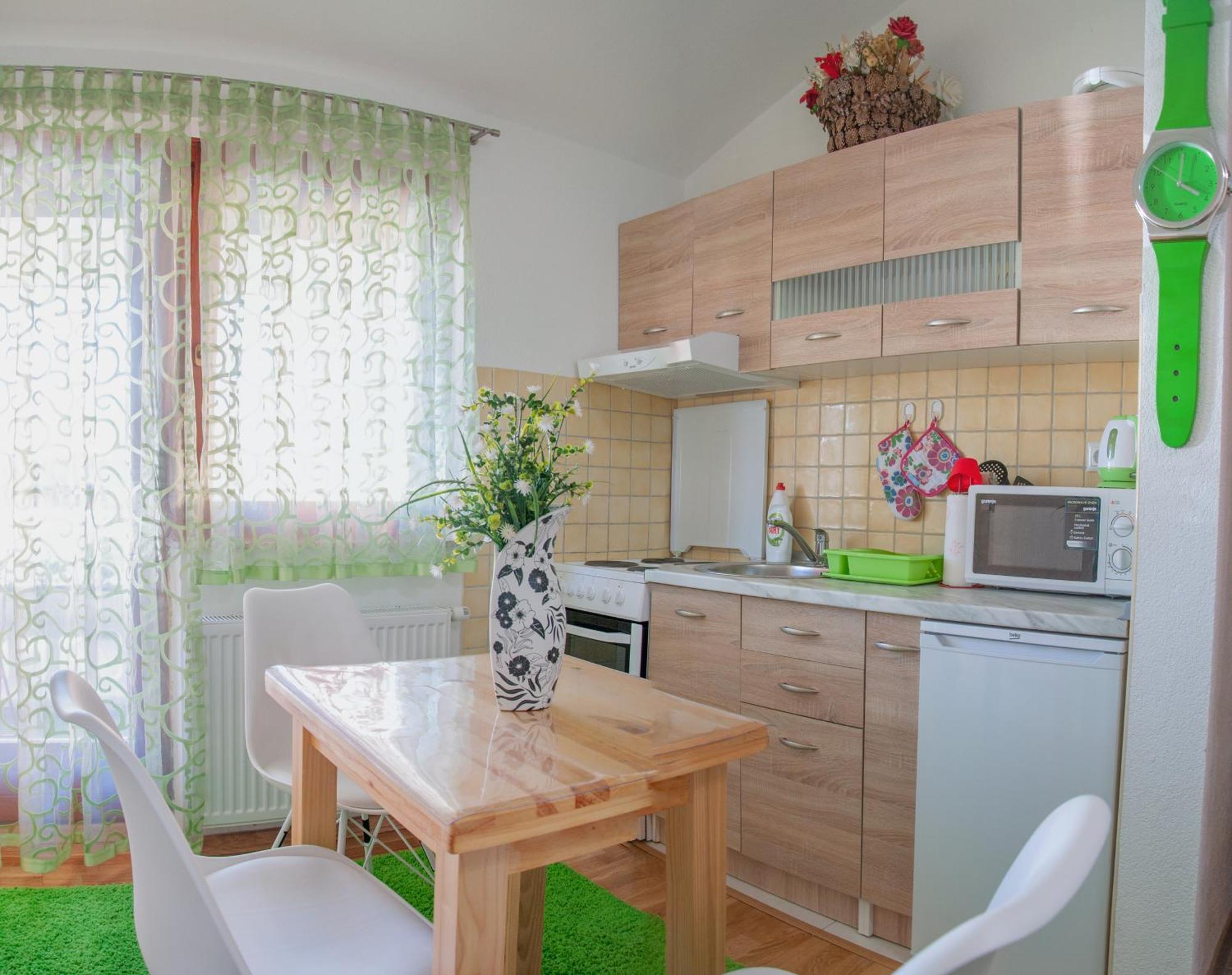 Hana Superior Apartments Bihac Luaran gambar