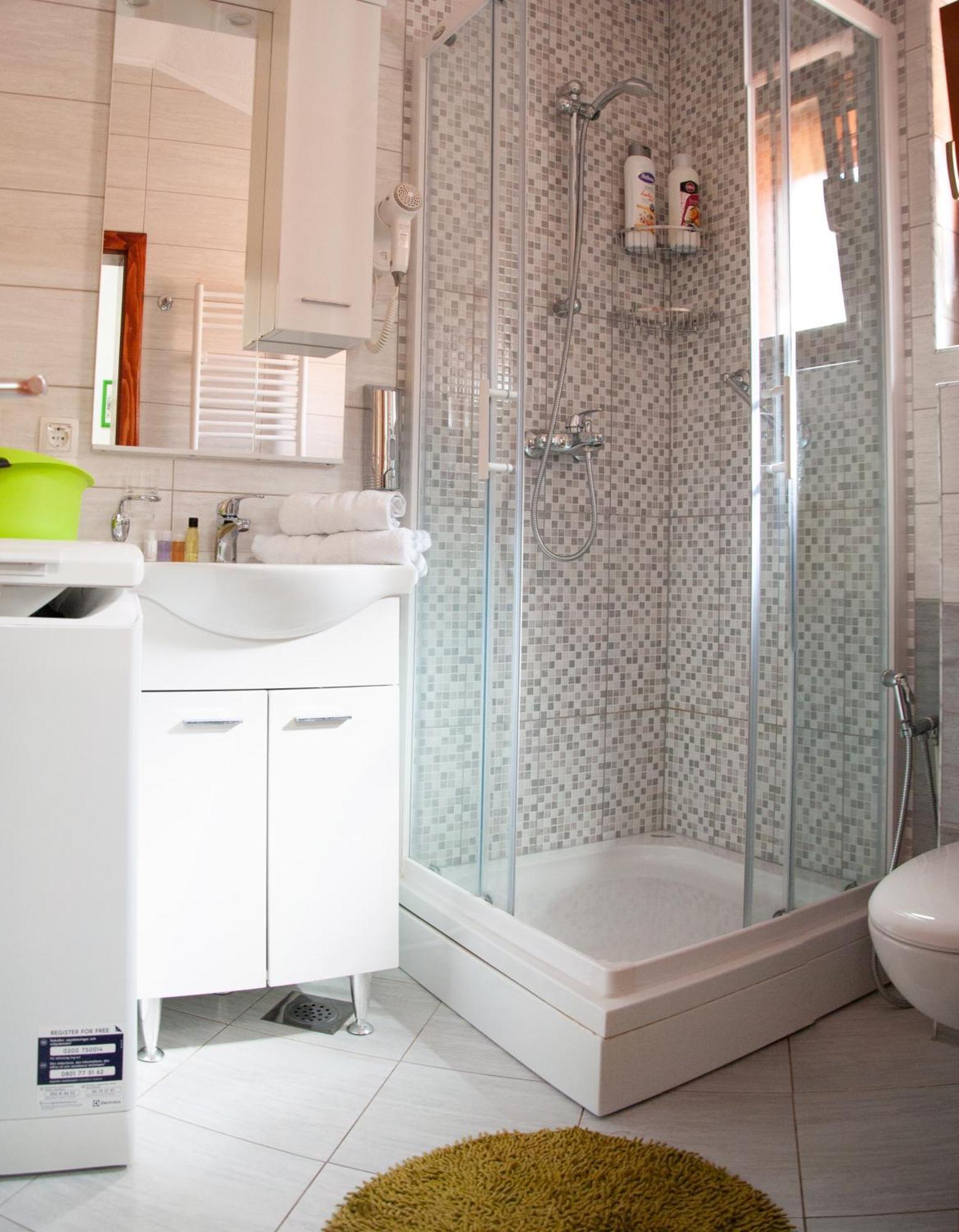 Hana Superior Apartments Bihac Luaran gambar