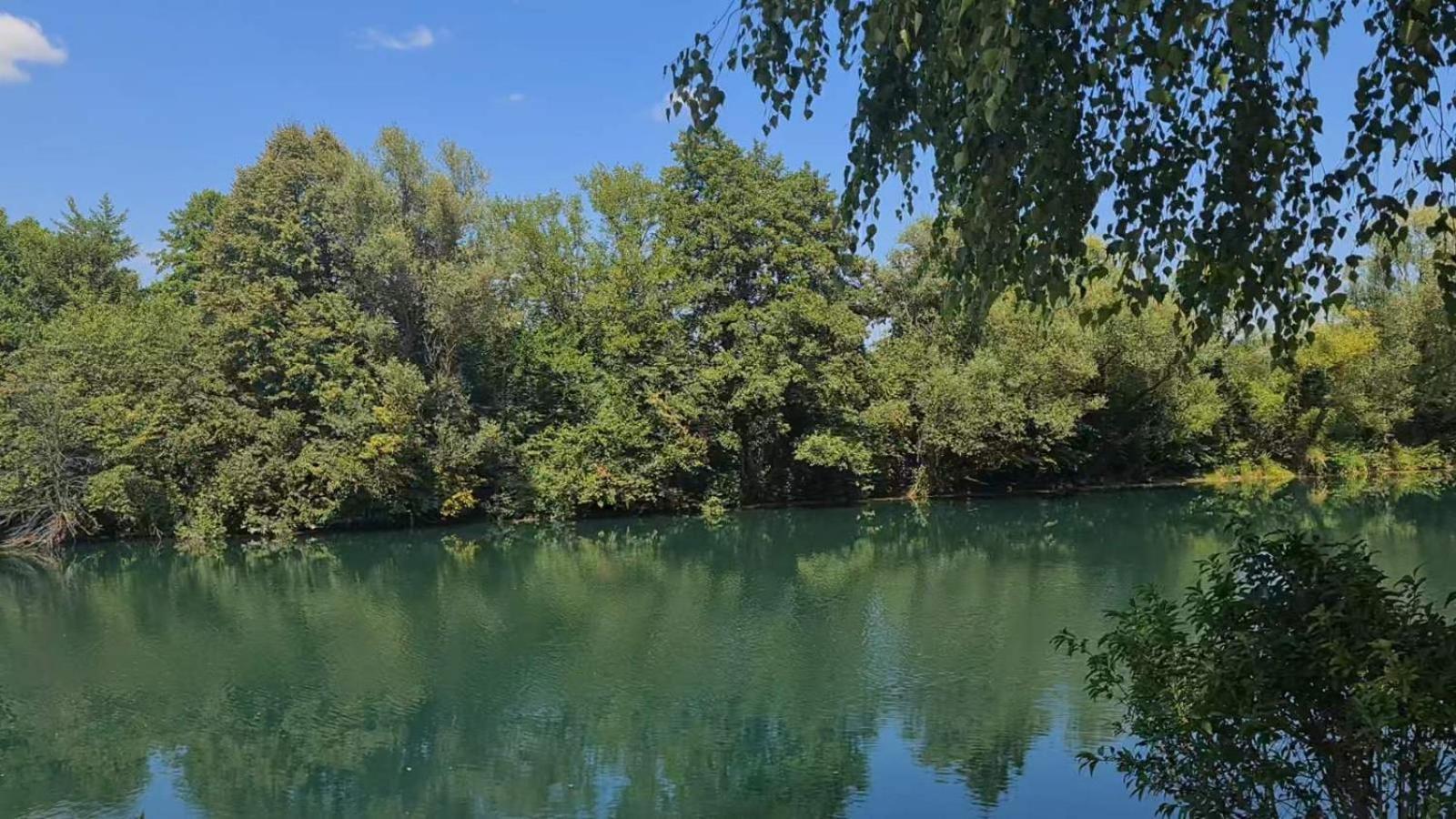 Hana Superior Apartments Bihac Luaran gambar