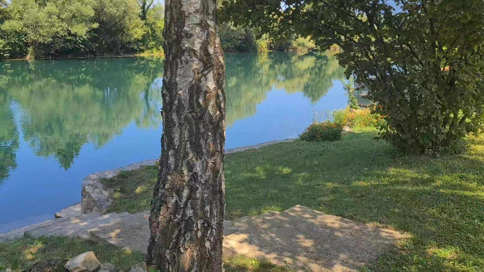 Hana Superior Apartments Bihac Luaran gambar