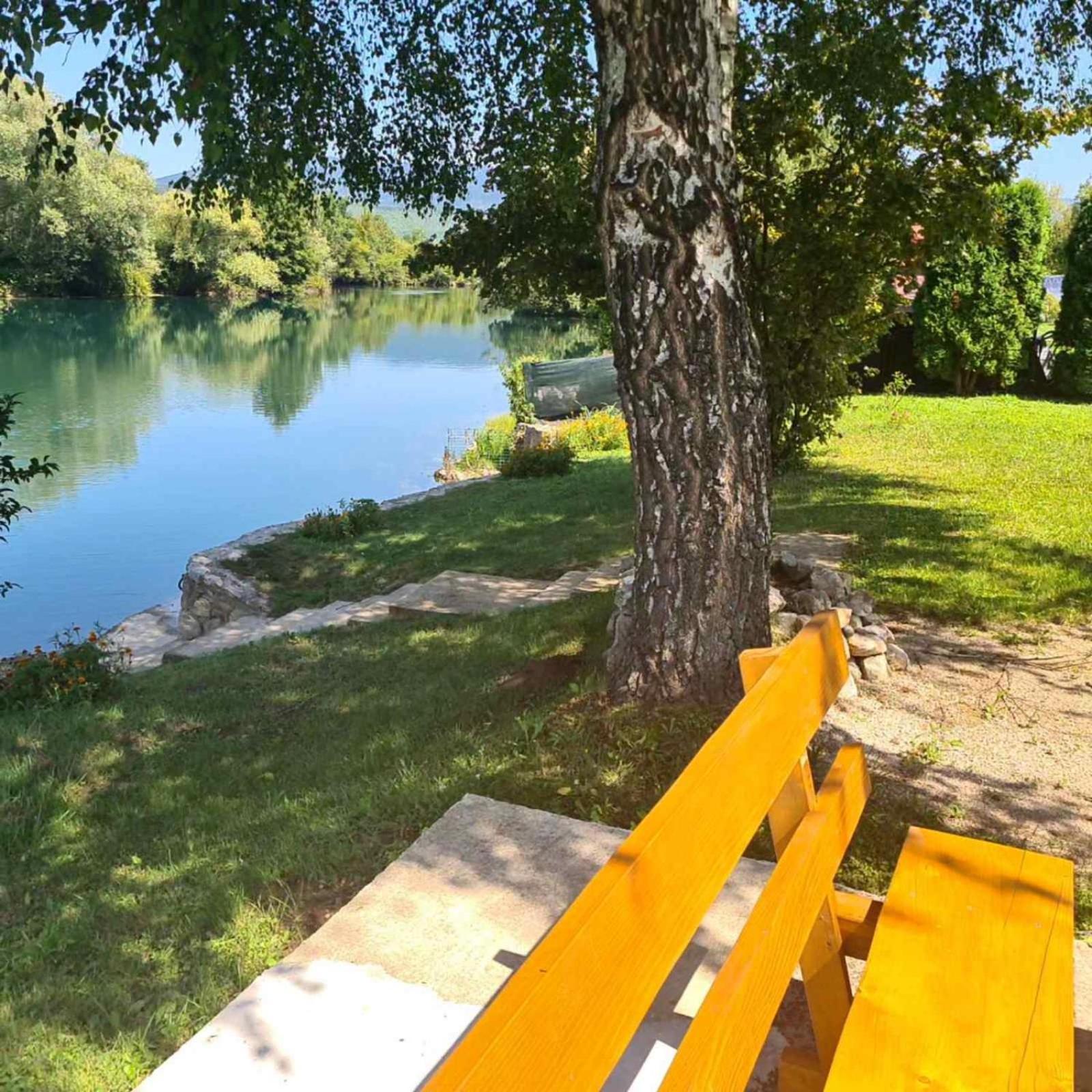 Hana Superior Apartments Bihac Luaran gambar
