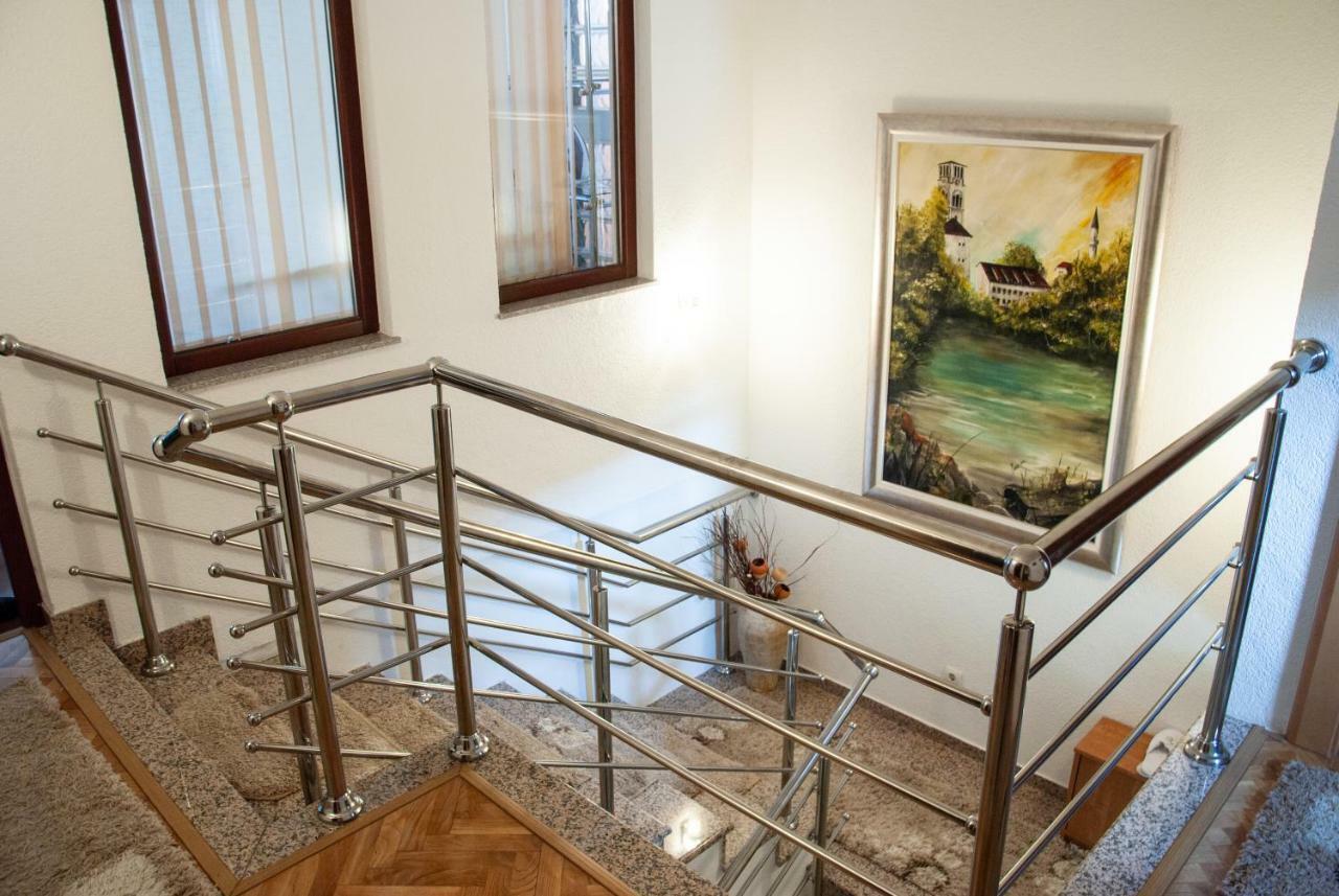 Hana Superior Apartments Bihac Luaran gambar